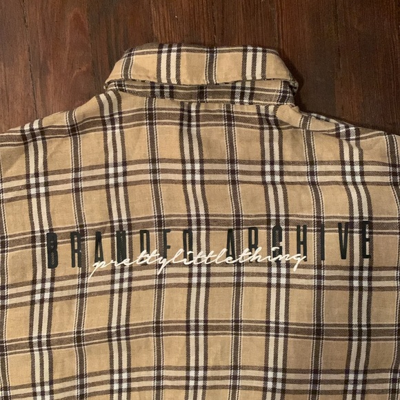 Button Down | PRETTYLITTLETHING - Picture 4 of 4